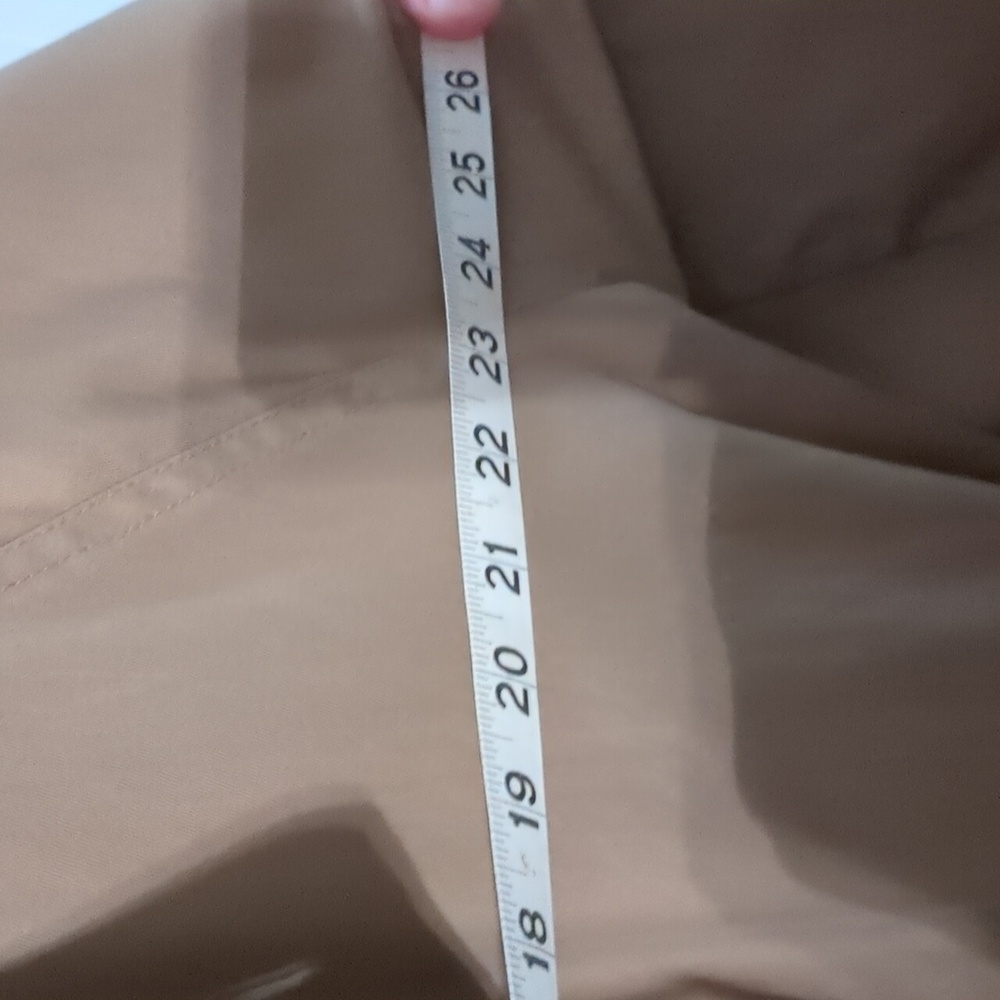 Classic Tan Trench Coat - Picture 10 of 11